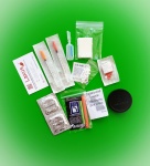 Materiál (injekční set) pro uživatele drog využívaný ve službách výměnného programu.